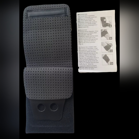 Comfortland Suspension Sleeve Knee Brace CK-007 Black New Set Of 2 - Picture 1 of 3